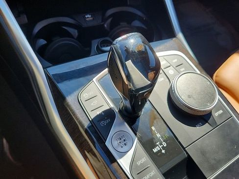 Used 2020 BMW 330i xDrive Sedan w/ Premium Package image 15