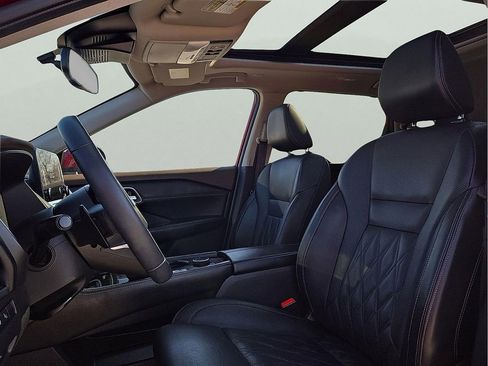 Used 2023 Nissan Rogue Platinum w/ Platinum Premium Package image 14