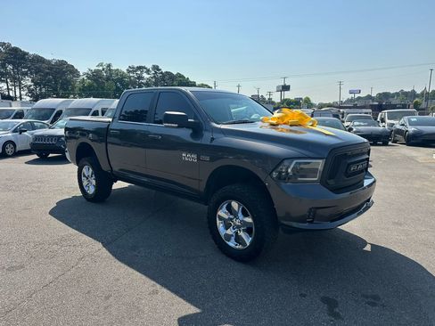 Used 2019 RAM 1500 Big Horn RWD image 13