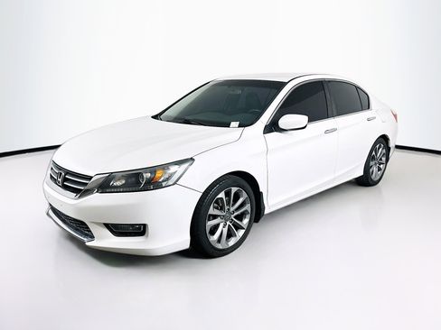 Used 2013 Honda Accord Sport image 3