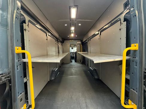 Used 2020 Ford Transit 250 148 High Roof Extended RWD image 5