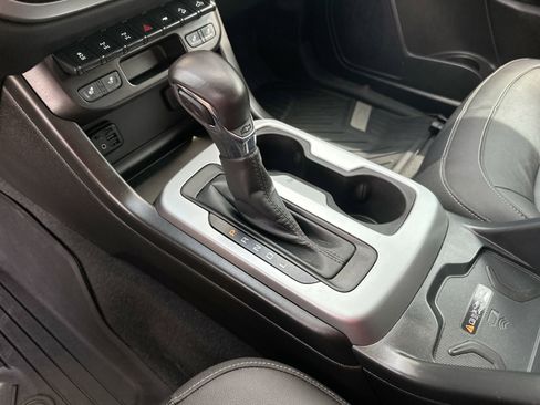 Used 2022 Chevrolet Colorado ZR2 image 15