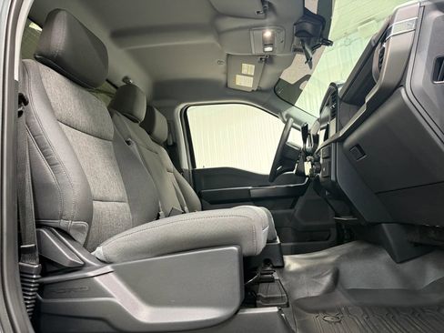 Used 2025 Ford F150 XL w/ Equipment Group 103A High AWD/4WD image 15