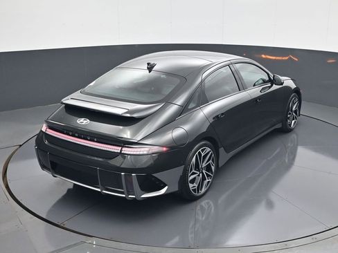 Certified 2023 Hyundai Ioniq 6 Limited AWD/4WD image 17