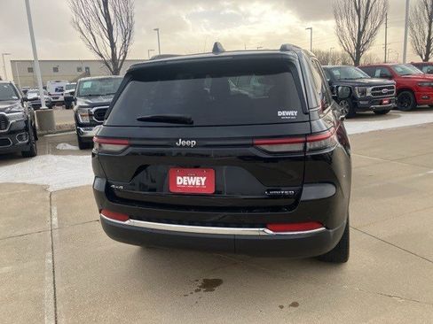 Certified 2023 Jeep Grand Cherokee Limited image 7