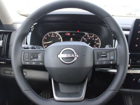 New 2026 Nissan Pathfinder SV image 20