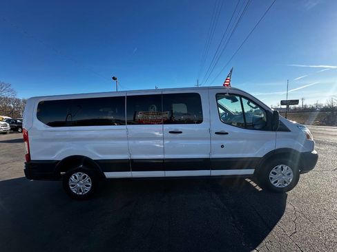 Used 2015 Ford Transit 350 XLT image 5