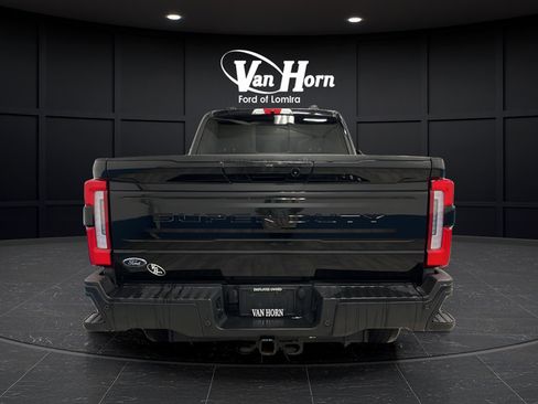Used 2026 Ford F250 Platinum AWD/4WD image 6