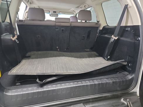 Used 2020 Lexus GX 460 Premium w/ Premium Package AWD/4WD image 26