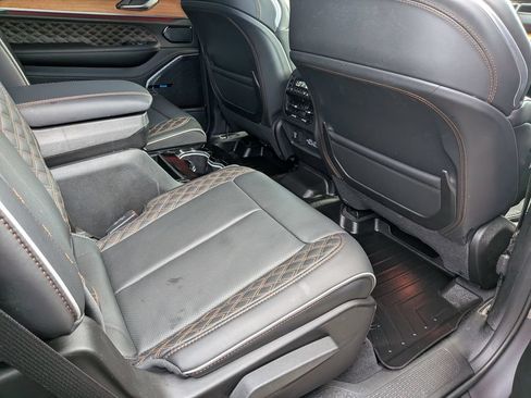 Used 2025 Jeep Grand Cherokee L Summit AWD/4WD image 24