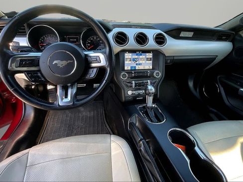 Used 2017 Ford Mustang Premium RWD image 7