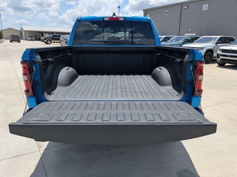 Used 2025 RAM 1500 Warlock AWD/4WD image 9
