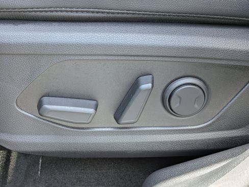 Certified 2025 Kia Sportage EX FWD image 17