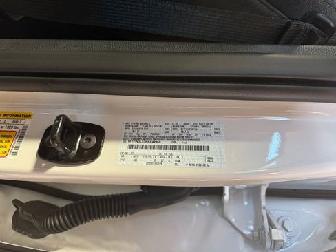 Used 2024 Ford F150 XLT w/ Mobile Office Package image 31