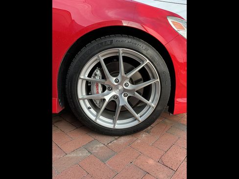 Used 2014 Chevrolet SS RWD image 40