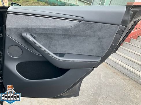 Used 2026 Tesla Model Y AWD image 64
