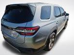Used 2025 Honda Pilot EX-L image 7