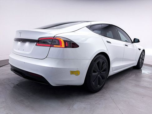Used 2022 Tesla Model S image 15