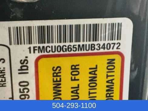 Used 2021 Ford Escape SE w/ SE Sport Appearance Package FWD image 30
