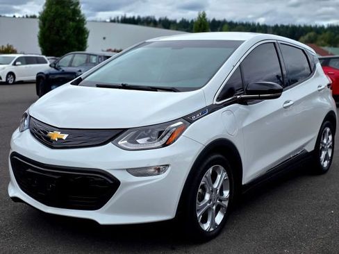 Used 2021 Chevrolet Bolt LT FWD image 3