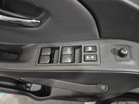 Certified 2022 Nissan Frontier SV AWD/4WD image 11