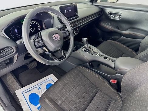 Used 2023 Honda HR-V Sport image 12