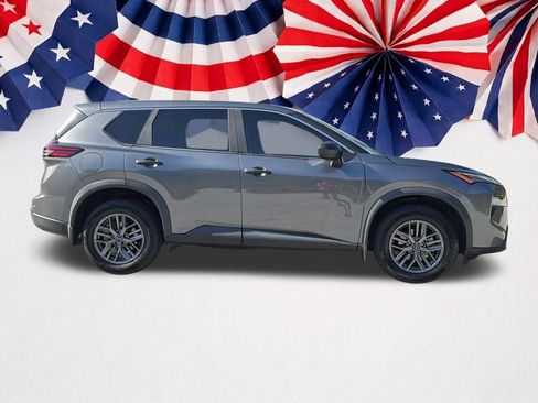 Used 2024 Nissan Rogue S FWD image 23