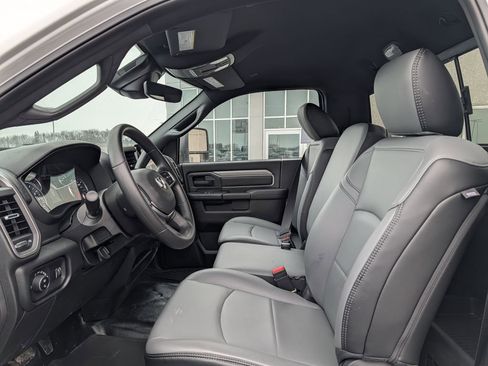 New 2026 RAM 3500 Tradesman AWD/4WD image 5