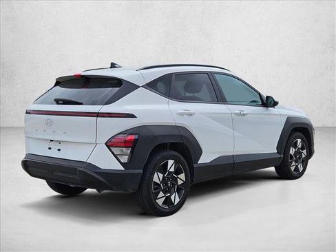 Used 2024 Hyundai Kona SEL image 5