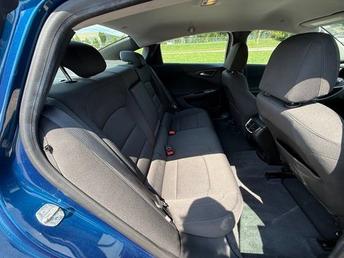 Used 2019 Chevrolet Malibu LT FWD image 35