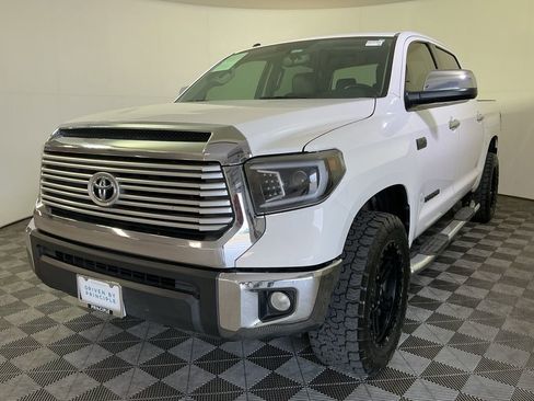 Used 2017 Toyota Tundra Limited RWD image 2