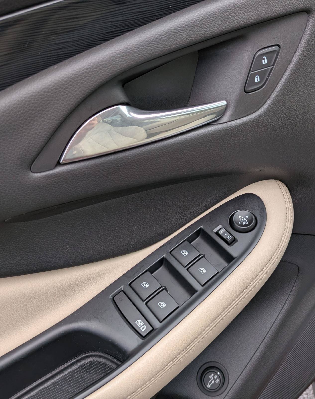 Used 2017 Buick Envision Preferred AWD/4WD image 12