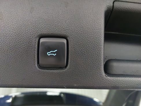 Used 2021 Ford Escape SE w/ Convenience Package image 13