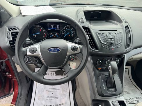 Used 2016 Ford Escape SE AWD/4WD image 9