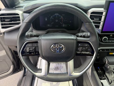 Certified 2024 Toyota Sequoia Platinum AWD/4WD image 13