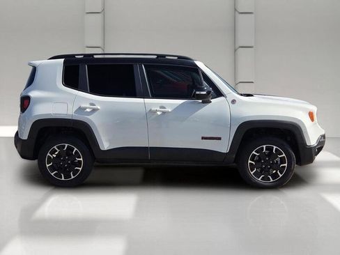 Certified 2023 Jeep Renegade Trailhawk AWD/4WD image 6