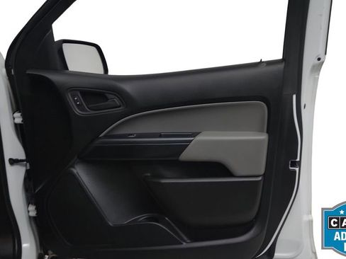 Used 2020 Chevrolet Colorado W/T image 30