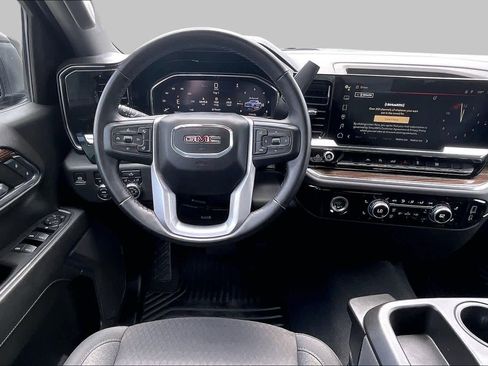 Used 2024 GMC Sierra 1500 Elevation AWD/4WD image 6