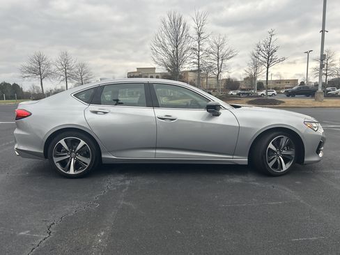 Used 2024 Acura TLX w/ Technology Package image 10