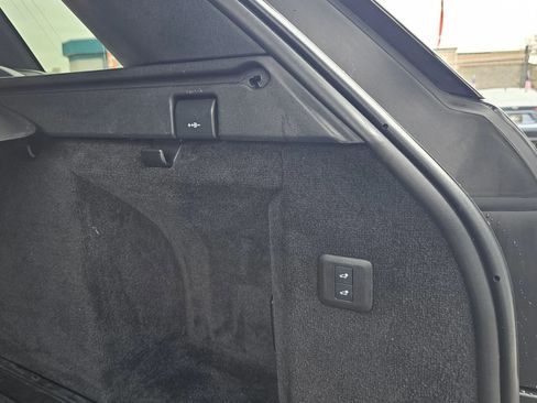 Used 2020 Land Rover Range Rover Sport HSE image 37