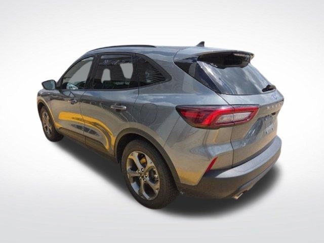 Certified 2025 Ford Escape ST-Line FWD image 9