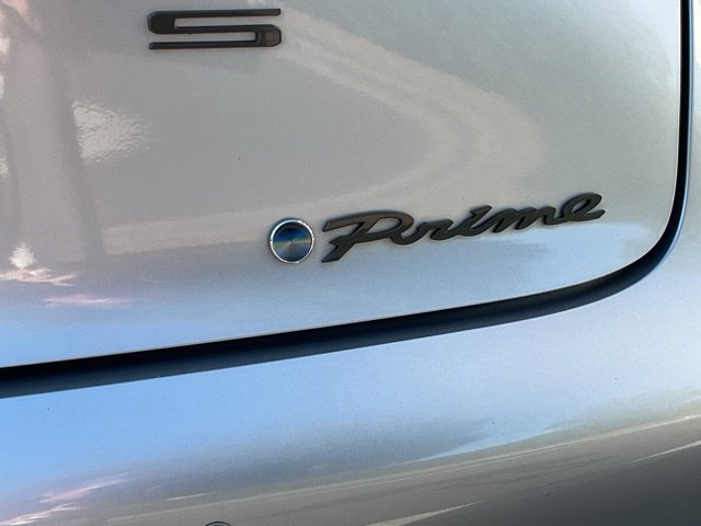 Used 2024 Toyota Prius Prime FWD image 10