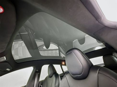 Used 2021 Tesla Model S Long Range Plus image 20