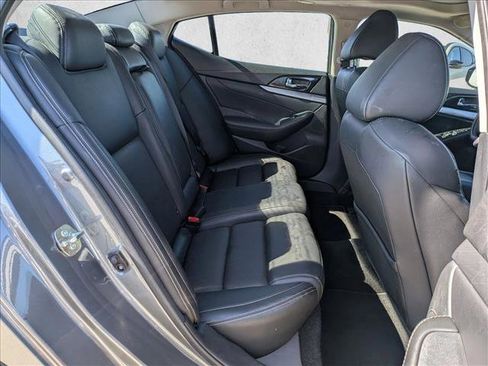 Used 2017 Nissan Maxima 3.5 SL FWD image 21