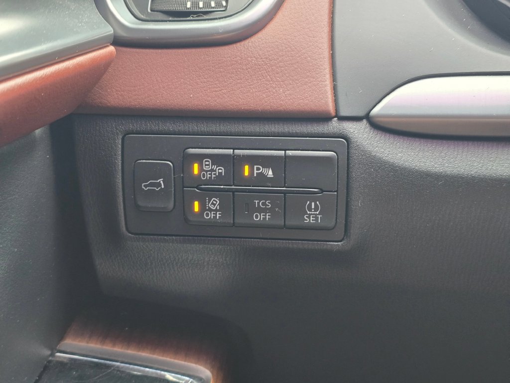 Used 2016 MAZDA CX-9 Signature AWD/4WD image 17