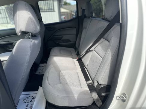 Used 2021 Chevrolet Colorado W/T w/ WT Convenience Package RWD image 16