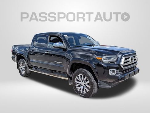 Used 2022 Toyota Tacoma Limited image 13