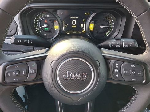 Used 2025 Jeep Wrangler Unlimited Sport S 4xe AWD/4WD image 23