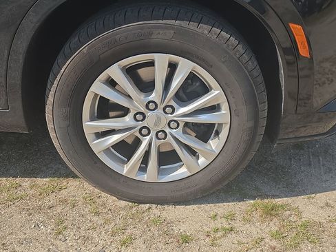 Used 2024 Cadillac XT6 Luxury AWD/4WD image 8