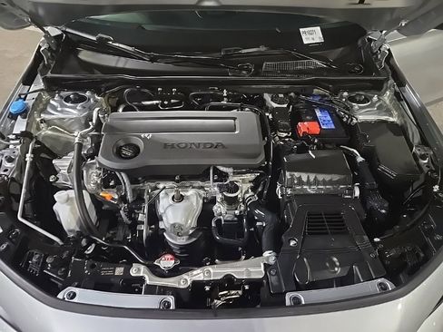 Used 2025 Honda Civic Sport image 30